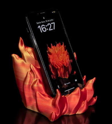 Support à téléphone effet flammes