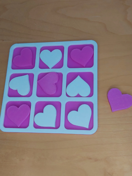 Jeu de morpion cœurs