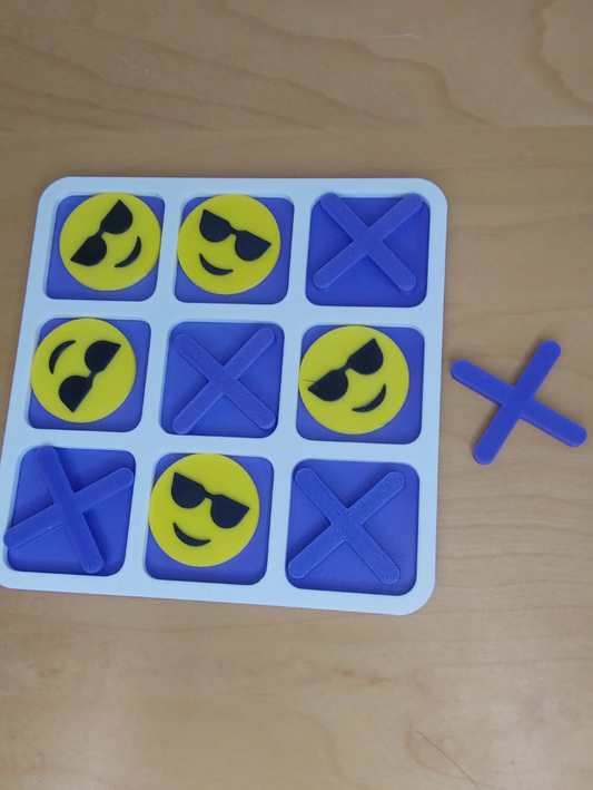 Jeu de morpion smiley soleil