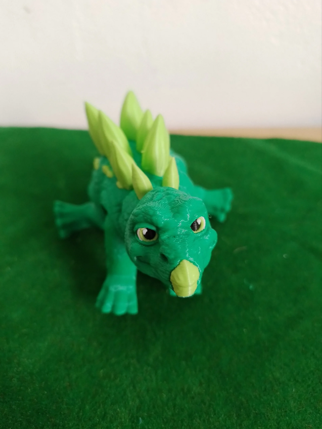 Stégosaure multi couleurs